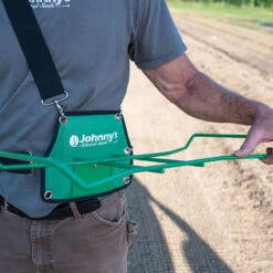 Johnny's Transplant Caddy -Garden Seed Shop 06295 04 jss transplant caddy